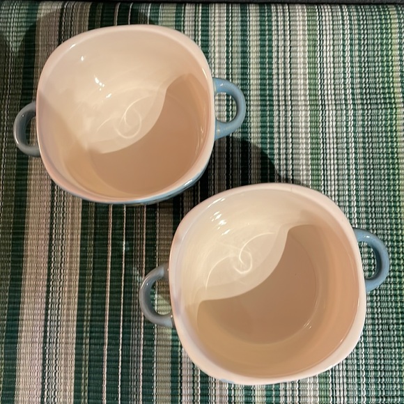 🌼2/$25 Stokes Hibiscus bowls. 16 oz (Set of 2) - Picture 3 of 7